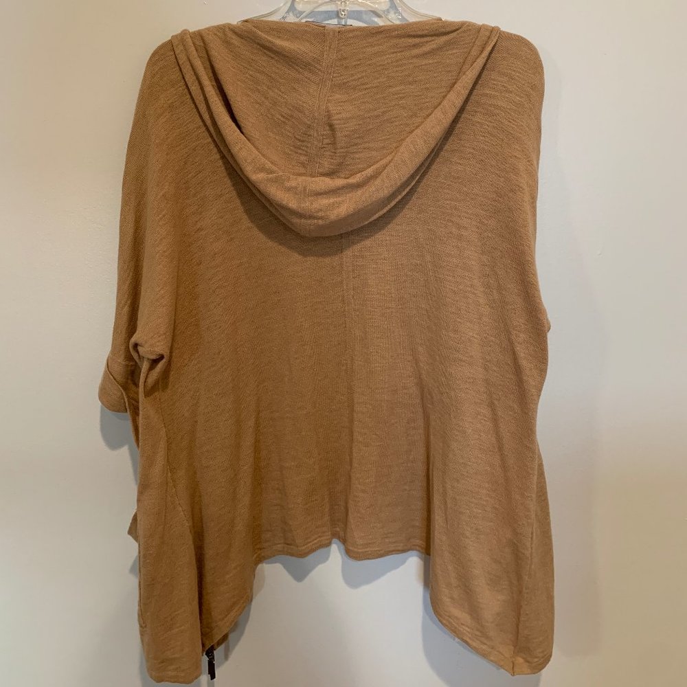 Neutral Zip Up - Picture 2 of 6